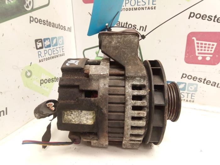 Used Dynamo Ssang Yong Musso 2.9TD Price € 40,00 Margin scheme offered by Autodemontagebedrijf R. Poeste B.V.