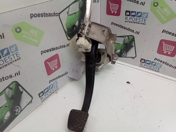 Clutch pedal from a Opel Combo (Corsa C) 1.7 DTI 16V 2002