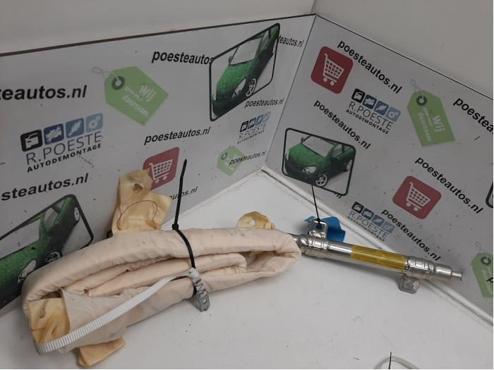 Używane Kurtyna Fiat Idea (350AX) 1.4 16V Cena € 50,00 Procedura marży oferowane przez Autodemontagebedrijf R. Poeste B.V.