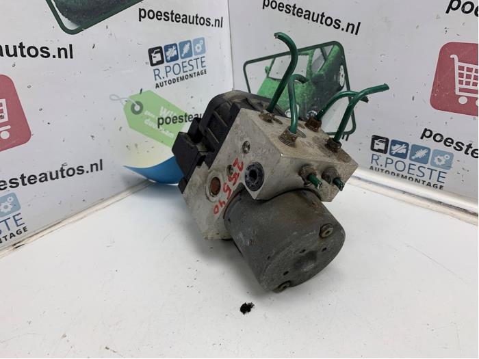 Usagé Bloc ABS Saab 9-3 I (YS3D) 2.0t 16V Ecopower Prix € 150,00 Règlement à la marge proposé par Autodemontagebedrijf R. Poeste B.V.