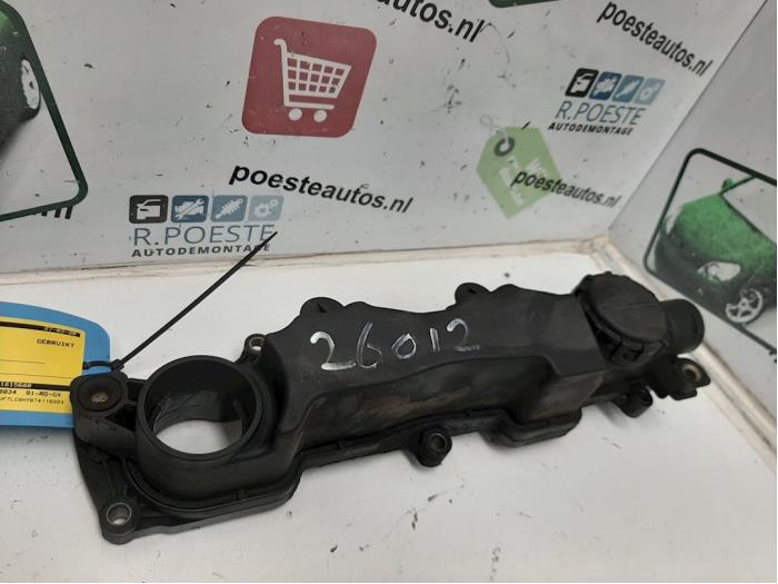 Usagé Couvercle soupapes Citroen C4 Berline (LC) 1.6 HDi 16V 110 Prix € 30,00 Règlement à la marge proposé par Autodemontagebedrijf R. Poeste B.V.