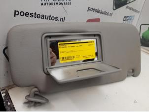 Usagé Pare-soleil Mitsubishi Outlander (CU) 2.0 16V 4x2 Prix € 40,00 Règlement à la marge proposé par Autodemontagebedrijf R. Poeste B.V.