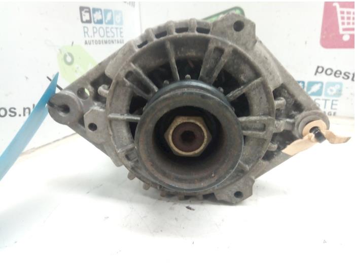 Begagnade Dynamo Chevrolet Nubira (J200) 1.6 16V Pris € 25,00 Marginaltabell erbjuds av Autodemontagebedrijf R. Poeste B.V.