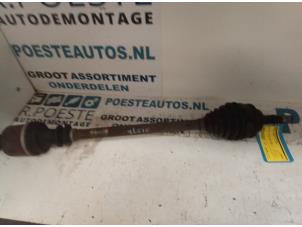 Used Front drive shaft, right Renault Kangoo Express (FC) 1.5 dCi 80 Price € 25,00 Margin scheme offered by Autodemontagebedrijf R. Poeste B.V.