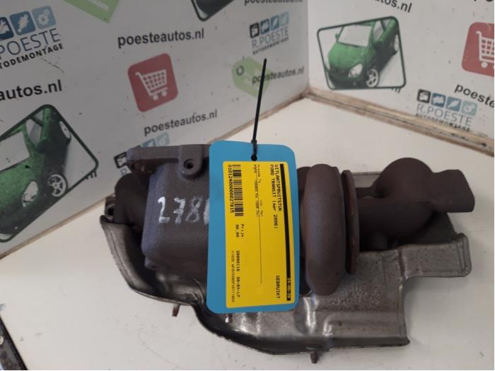 Usados Colector de escape Ford Transit 2.0 TDdi 16V Precio € 90,00 Norma de margen ofrecido por Autodemontagebedrijf R. Poeste B.V.