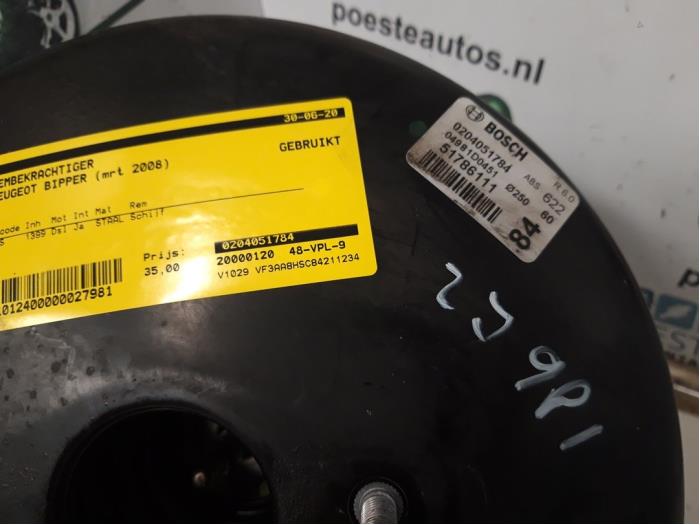 Usagé Servo frein Peugeot Bipper (AA) 1.4 HDi Prix € 35,00 Règlement à la marge proposé par Autodemontagebedrijf R. Poeste B.V.