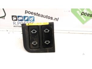 Usados Interruptor de ventanilla eléctrica Peugeot 205 II (20A/C) 1.4 Precio € 20,00 Norma de margen ofrecido por Autodemontagebedrijf R. Poeste B.V.