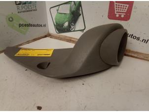 Used Dashboard part Opel Vivaro 2.5 CDTI 16V Price € 20,00 Margin scheme offered by Autodemontagebedrijf R. Poeste B.V.