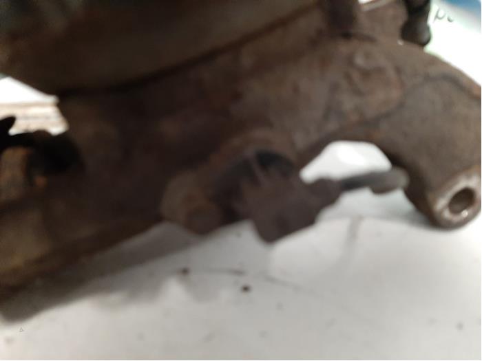 Knuckle, front right from a Kia Cee'd Sporty Wagon (EDF) 1.6 CRDi 115 16V 2009
