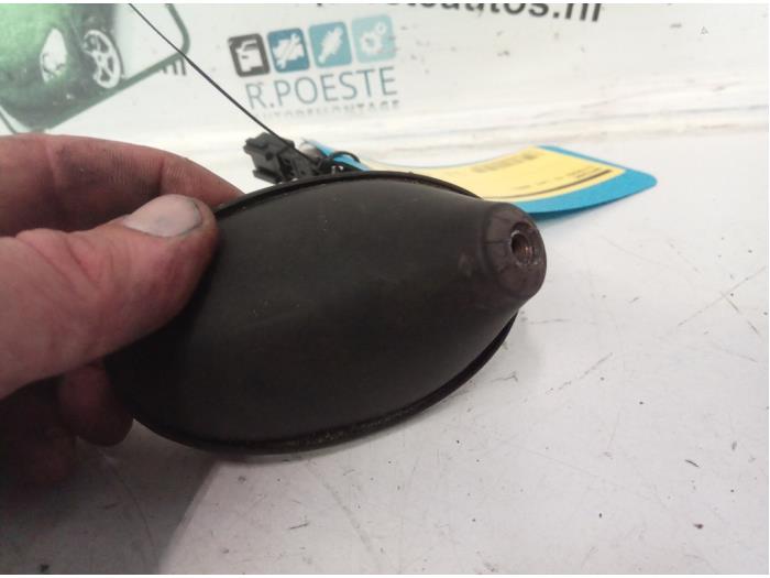 Używane Antena Citroen C3 (FC/FL/FT) 1.4 Cena € 20,00 Procedura marży oferowane przez Autodemontagebedrijf R. Poeste B.V.