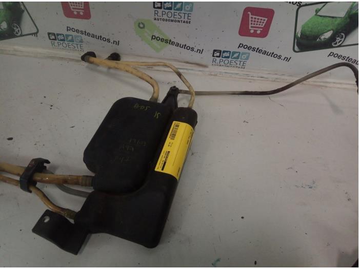 Usagé Divers Volkswagen Fox (5Z) 1.4 16V Prix € 30,00 Règlement à la marge proposé par Autodemontagebedrijf R. Poeste B.V.