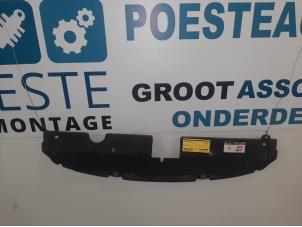 Used Lock plate Citroen C3 Pluriel (HB) 1.6 16V Price € 20,00 Margin scheme offered by Autodemontagebedrijf R. Poeste B.V.