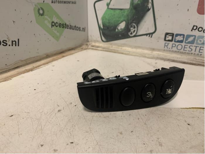 Citroen C3 Tempomat Bedienungen Vorrat ProxyParts.de