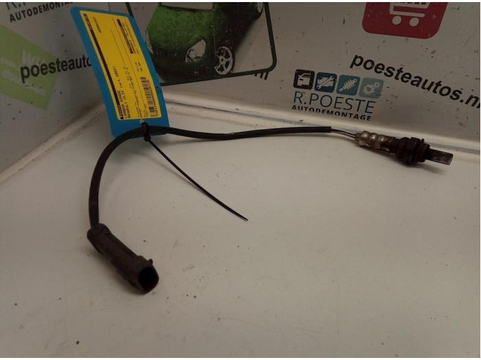 Usados Sonda Lambda Renault Clio II (BB/CB) 1.2 Precio € 20,00 Norma de margen ofrecido por Autodemontagebedrijf R. Poeste B.V.