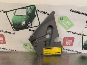 Gebrauchte Abdeckplatte sonstige Citroen C3 Pluriel (HB) 1.6 16V Preis € 20,00 Margenregelung angeboten von Autodemontagebedrijf R. Poeste B.V.