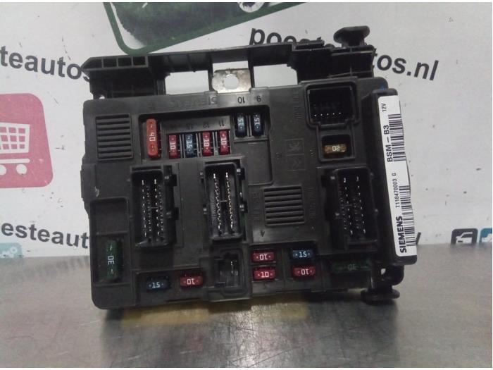 Fuse box Citroen Xsara Picasso 1.8 16V 964349888000