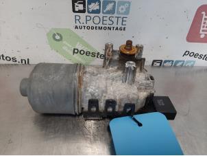 Used Front wiper motor Opel Astra H (L48) 1.4 16V Twinport Price € 20,00 Margin scheme offered by Autodemontagebedrijf R. Poeste B.V.