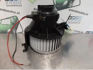 Used Heating and ventilation fan motor Opel Astra H (L48) 1.4 16V Twinport Price € 20,00 Margin scheme offered by Autodemontagebedrijf R. Poeste B.V.