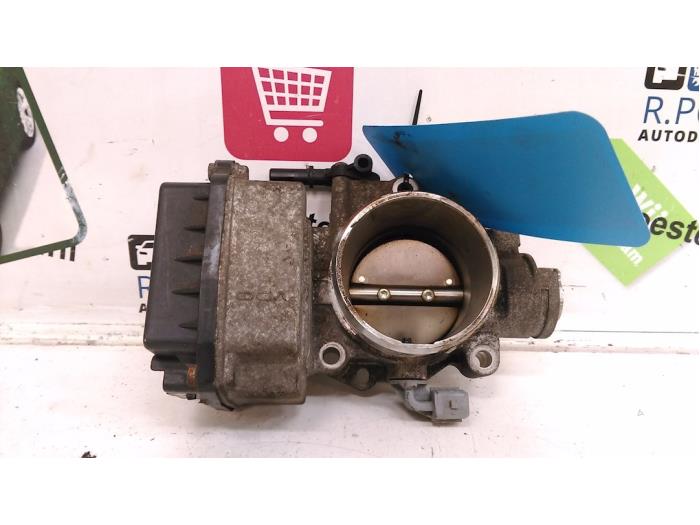 Używane Przepustnica Citroen Xsara Picasso (CH) 1.8 16V Cena € 40,00 Procedura marży oferowane przez Autodemontagebedrijf R. Poeste B.V.