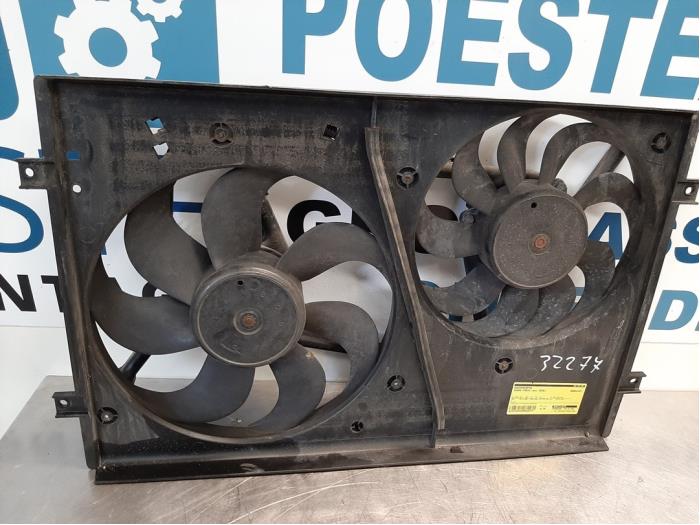 Gebrauchte Kühlerventilator Skoda Fabia (6Y5) 1.4i 16V Preis € 40,00 Margenregelung angeboten von Autodemontagebedrijf R. Poeste B.V.