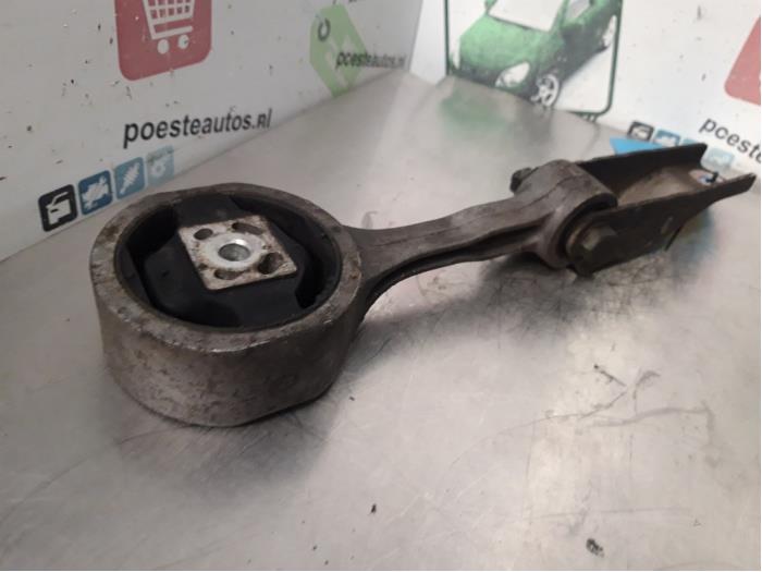 Used Engine mount Skoda Fabia (6Y5) 1.4i 16V Price € 20,00 Margin scheme offered by Autodemontagebedrijf R. Poeste B.V.