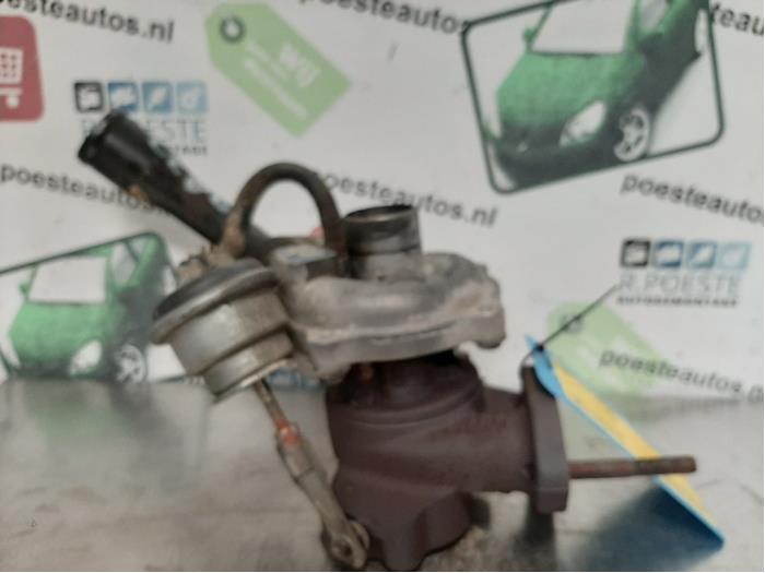 Usagé Turbo Fiat Panda (169) 1.3 JTD 16V Multijet Prix € 75,00 Règlement à la marge proposé par Autodemontagebedrijf R. Poeste B.V.