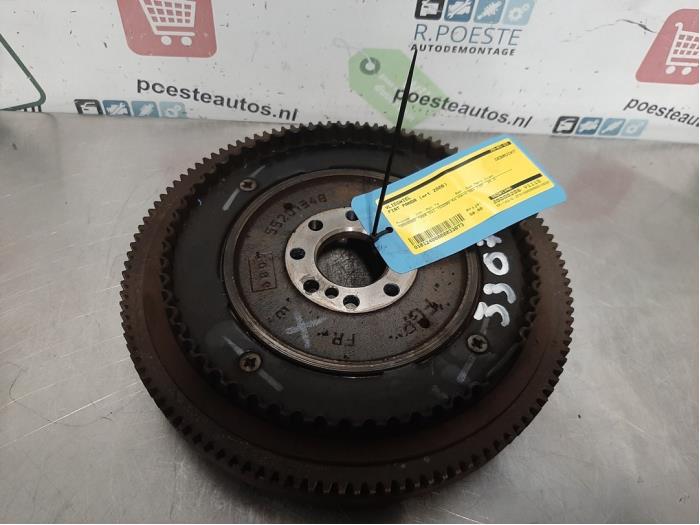 Gebrauchte Schwungrad Fiat Panda (169) 1.3 JTD 16V Multijet Preis € 50,00 Margenregelung angeboten von Autodemontagebedrijf R. Poeste B.V.