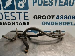 Used Hose (miscellaneous) Renault Scénic III (JZ) 1.6 16V Price € 50,00 Margin scheme offered by Autodemontagebedrijf R. Poeste