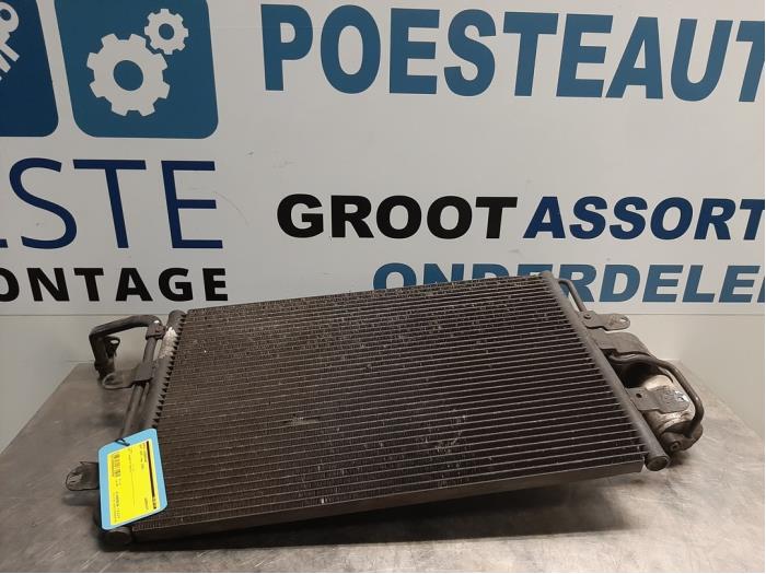 Begagnade Kondensor, luftkonditionering Seat Leon (1M1) 1.4 16V Pris € 25,00 Marginaltabell erbjuds av Autodemontagebedrijf R. Poeste B.V.