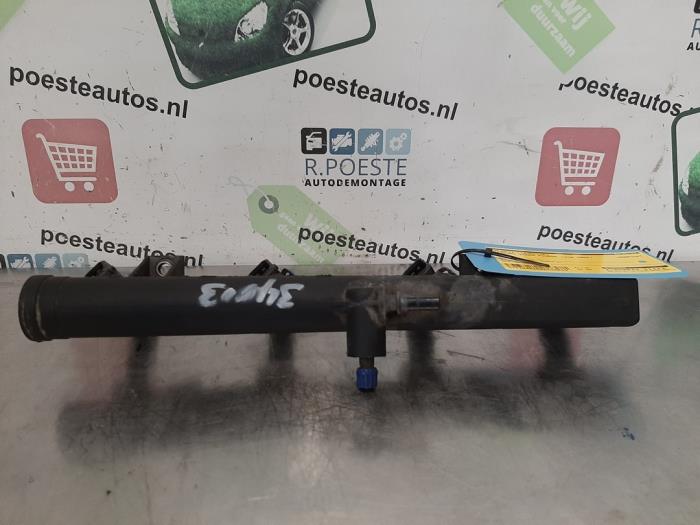 Citroen Xsara Picasso Fuel injector nozzles stock