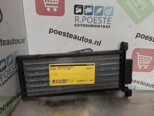 Used Heating element Peugeot 307 SW (3H) 1.6 HDiF 110 16V Price € 20,00 Margin scheme offered by Autodemontagebedrijf R. Poeste