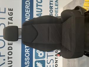 Używane Fotel lewy Peugeot 308 SW (4E/H) 1.6 VTI 16V Cena € 100,00 Procedura marży oferowane przez Autodemontagebedrijf R. Poeste B.V.