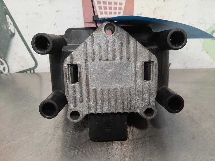 Gebrauchte Zündspule Volkswagen Lupo (6X1) 1.0 MPi 50 Preis € 20,00 Margenregelung angeboten von Autodemontagebedrijf R. Poeste B.V.