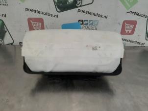 Używane Poduszka powietrzna prawa (deska rozdzielcza) Fiat Punto Cena € 50,00 Procedura marży oferowane przez Autodemontagebedrijf R. Poeste B.V.