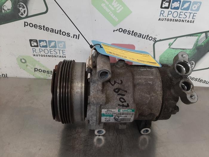 Gebrauchte Klimapumpe Renault Twingo (C06) 1.2 16V Preis € 42,00 Margenregelung angeboten von Autodemontagebedrijf R. Poeste B.V.