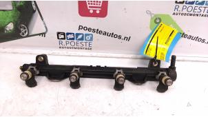 Used Fuel injector nozzle Volkswagen Polo IV (9N1/2/3) 1.4 16V Price € 30,00 Margin scheme offered by Autodemontagebedrijf R. Poeste B.V.