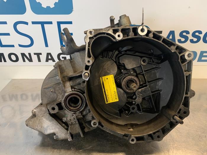 Gebrauchte Getriebe Alfa Romeo 159 Sportwagon (939BX) 1.9 JTDm Preis € 350,00 Margenregelung angeboten von Autodemontagebedrijf R. Poeste B.V.