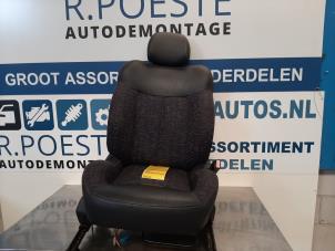 Used Seat, right Renault Megane (EA) 1.6 16V Sport Price € 85,00 Margin scheme offered by Autodemontagebedrijf R. Poeste B.V.