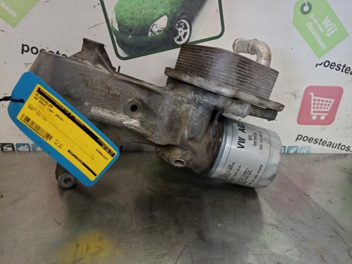 Gebrauchte Ölkühler Volkswagen Golf VI (5K1) 1.2 TSI Preis € 40,00 Margenregelung angeboten von Autodemontagebedrijf R. Poeste B.V.