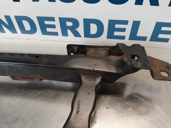 Used Subframe Renault Twingo II (CN) 1.2 Price € 85,00 Margin scheme offered by Autodemontagebedrijf R. Poeste B.V.
