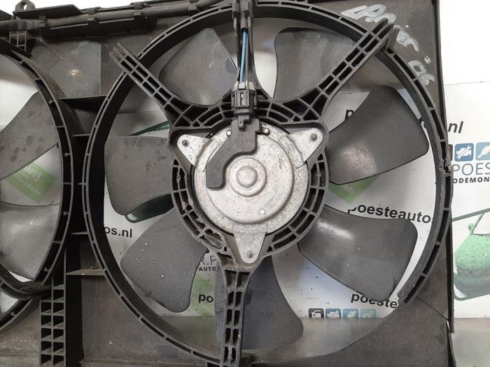 Gebrauchte Kühlerventilator Mitsubishi Lancer Wagon (CS/CT) 1.6 16V Preis € 40,00 Margenregelung angeboten von Autodemontagebedrijf R. Poeste B.V.