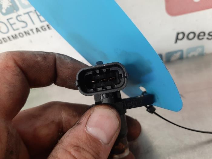 Gebrauchte Nockenwelle Sensor Volkswagen Golf IV (1J1) 2.3 V5 GTI Preis € 20,00 Margenregelung angeboten von Autodemontagebedrijf R. Poeste B.V.