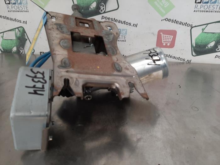 Electric power steering unit from a Renault Twingo II (CN) 1.2 2008