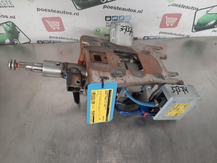 Electric power steering unit from a Renault Twingo II (CN) 1.2 2008