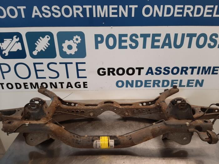Used Subframe Volkswagen Golf V (1K1) 2.0 FSI 16V Price € 75,00 Margin scheme offered by Autodemontagebedrijf R. Poeste B.V.