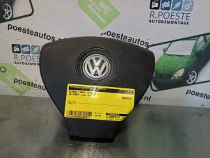 Usagé Airbag gauche (volant) Volkswagen Caddy III (2KA,2KH,2CA,2CH) 1.9 TDI Prix € 40,00 Règlement à la marge proposé par Autodemontagebedrijf R. Poeste B.V.