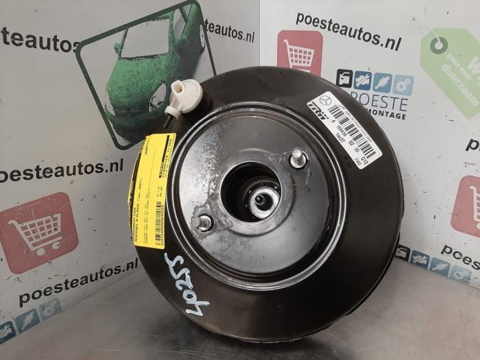 Usagé Servo frein Mercedes B (W245) 2.0 B-180 CDI 16V Prix € 50,00 Règlement à la marge proposé par Autodemontagebedrijf R. Poeste B.V.