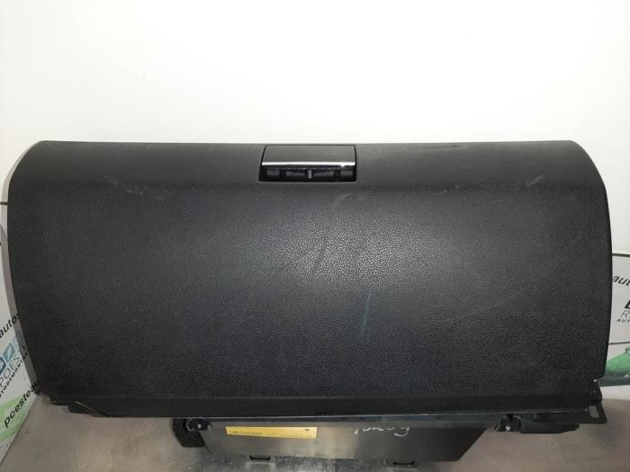 Handschuhfach Mercedes B 2.0 B-180 CDI 16V 