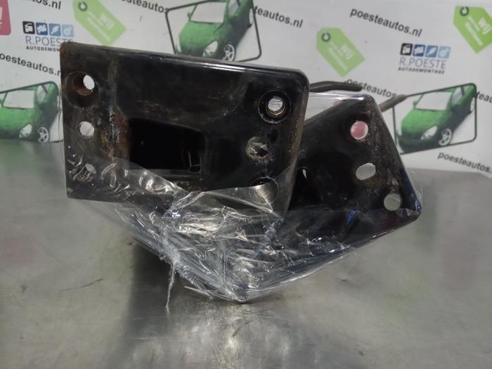 Crossmember front part from a Ford Ka II 1.2 2009