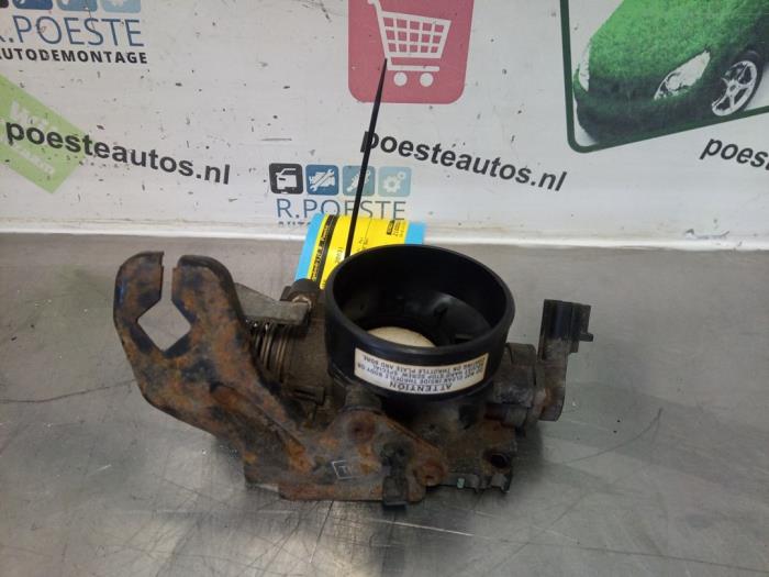 Gebrauchte Drosselklappengehäuse Ford Focus 1 1.6 16V Preis € 30,00 Margenregelung angeboten von Autodemontagebedrijf R. Poeste B.V.